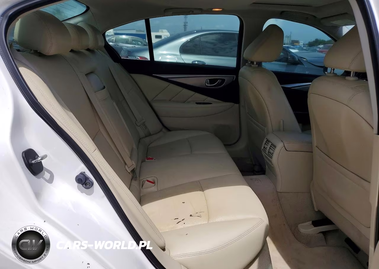 2015 Infiniti Q50 Premium VIN:JN1BV7AP8FM330553 - 10