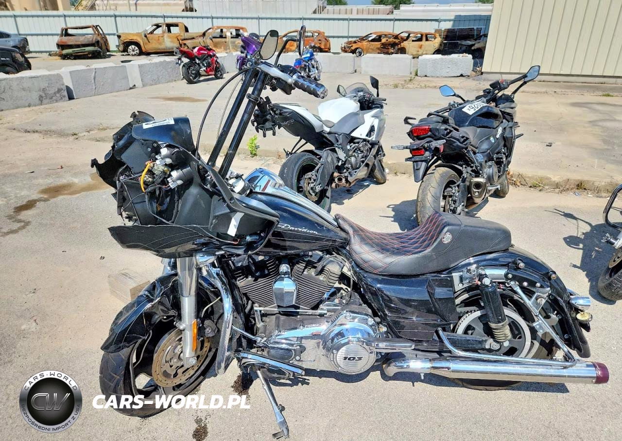 2013 Harley-Davidson Fltrx Road Glide Custom VIN:1HD1KHM19DB648915 - 3