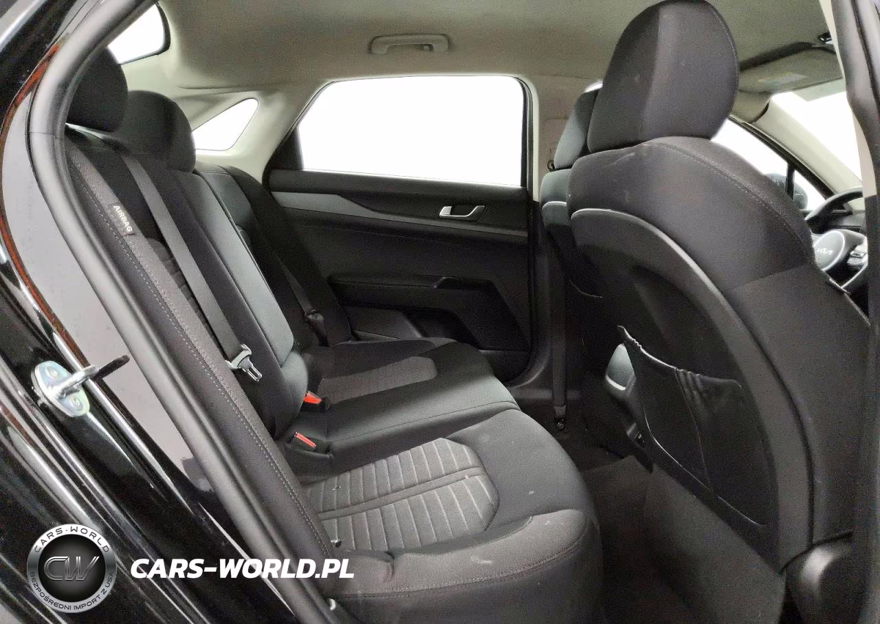 2025 Kia K5 Lxs VIN:KNAG24J71S5362580 - 10