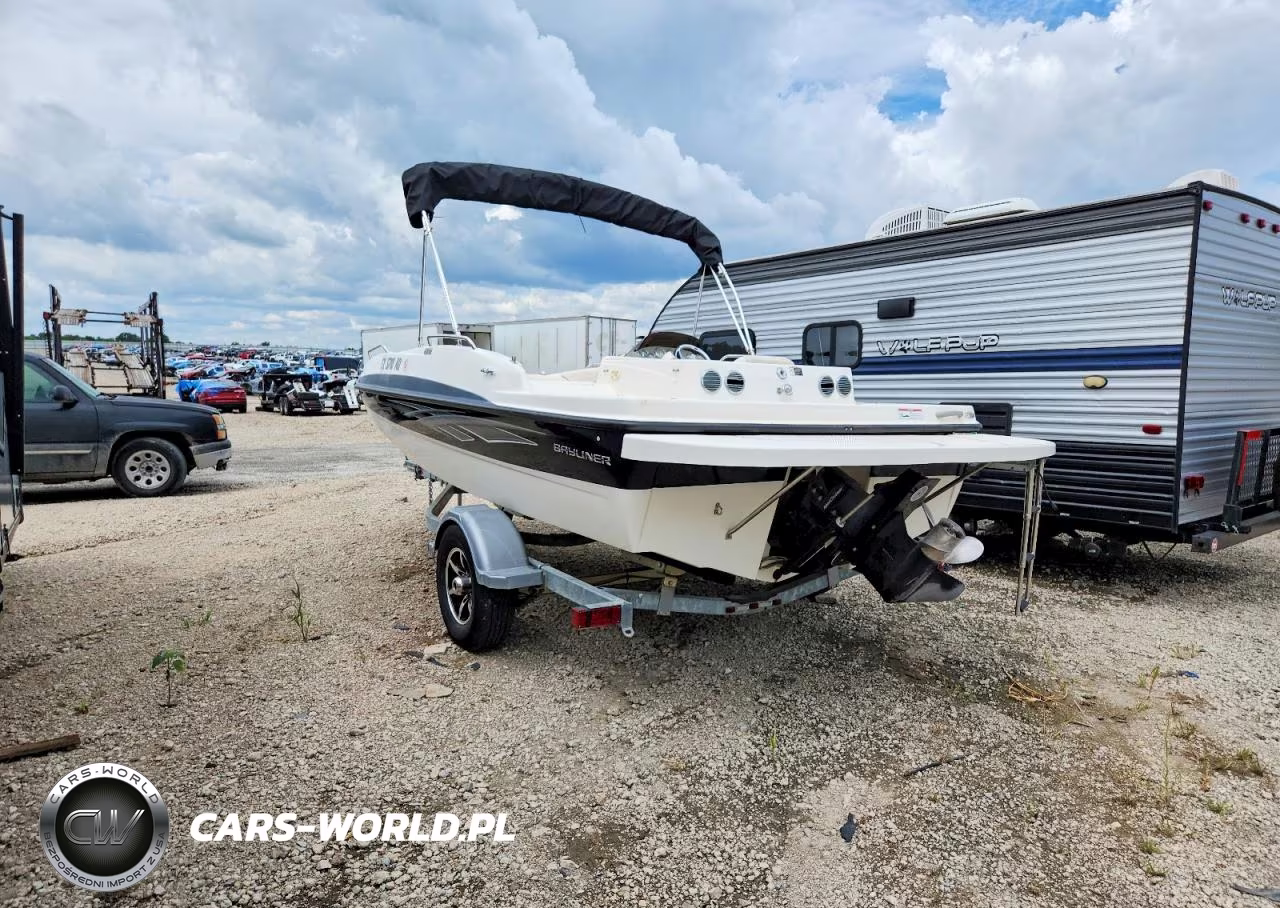2009 Bayliner 195 Deck Boat VIN:USHA27DBF809 - 3