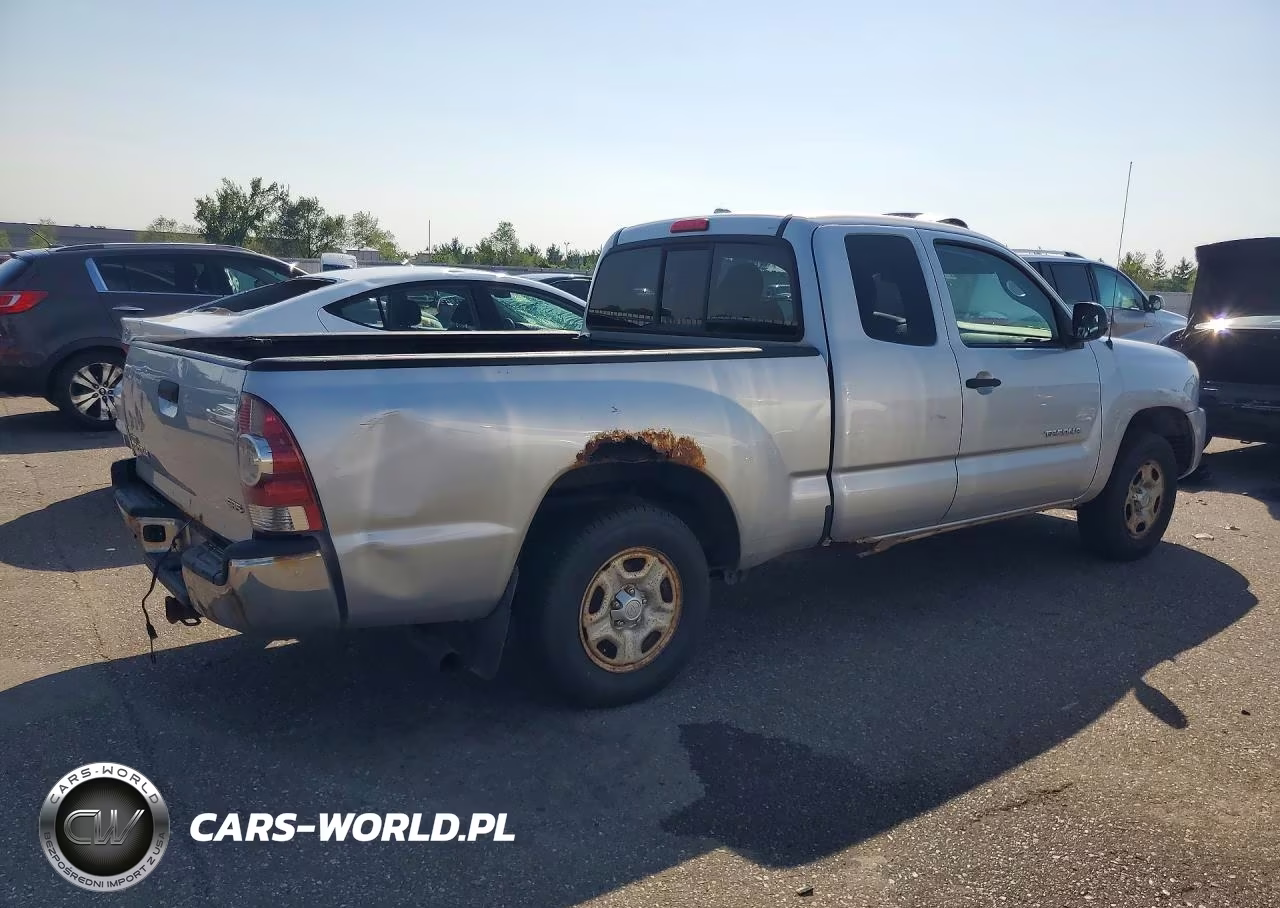 2010 Toyota Tacoma Access Cab VIN:5TETX4CNXAZ688517 - 3