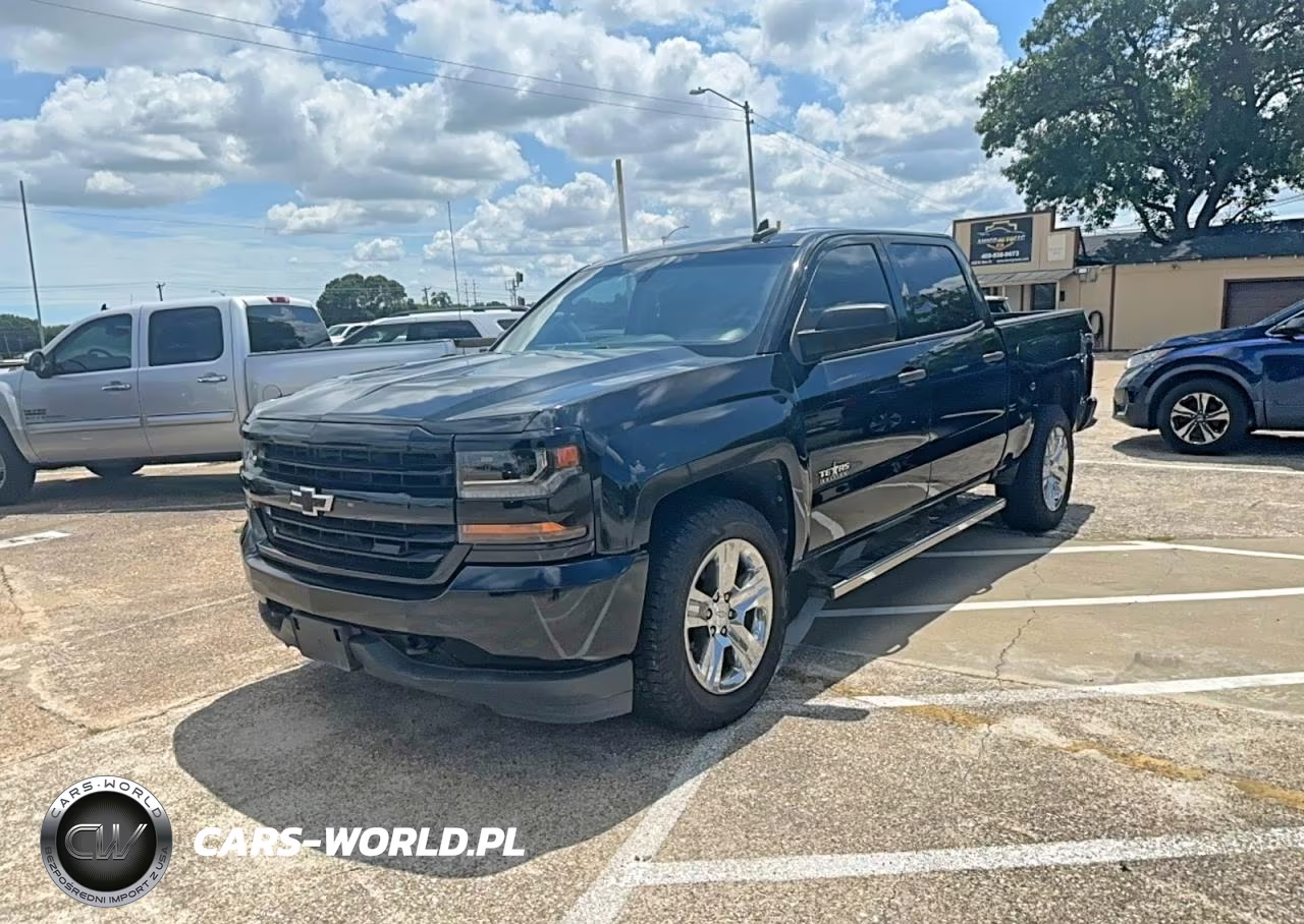 2018 Chevrolet Silverado C1500 Custom VIN:3GCPCPEC0JG496674 - 2