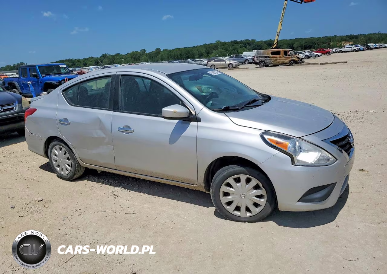 2019 Nissan Versa Sv VIN:3N1CN7AP5KL863629 - 4