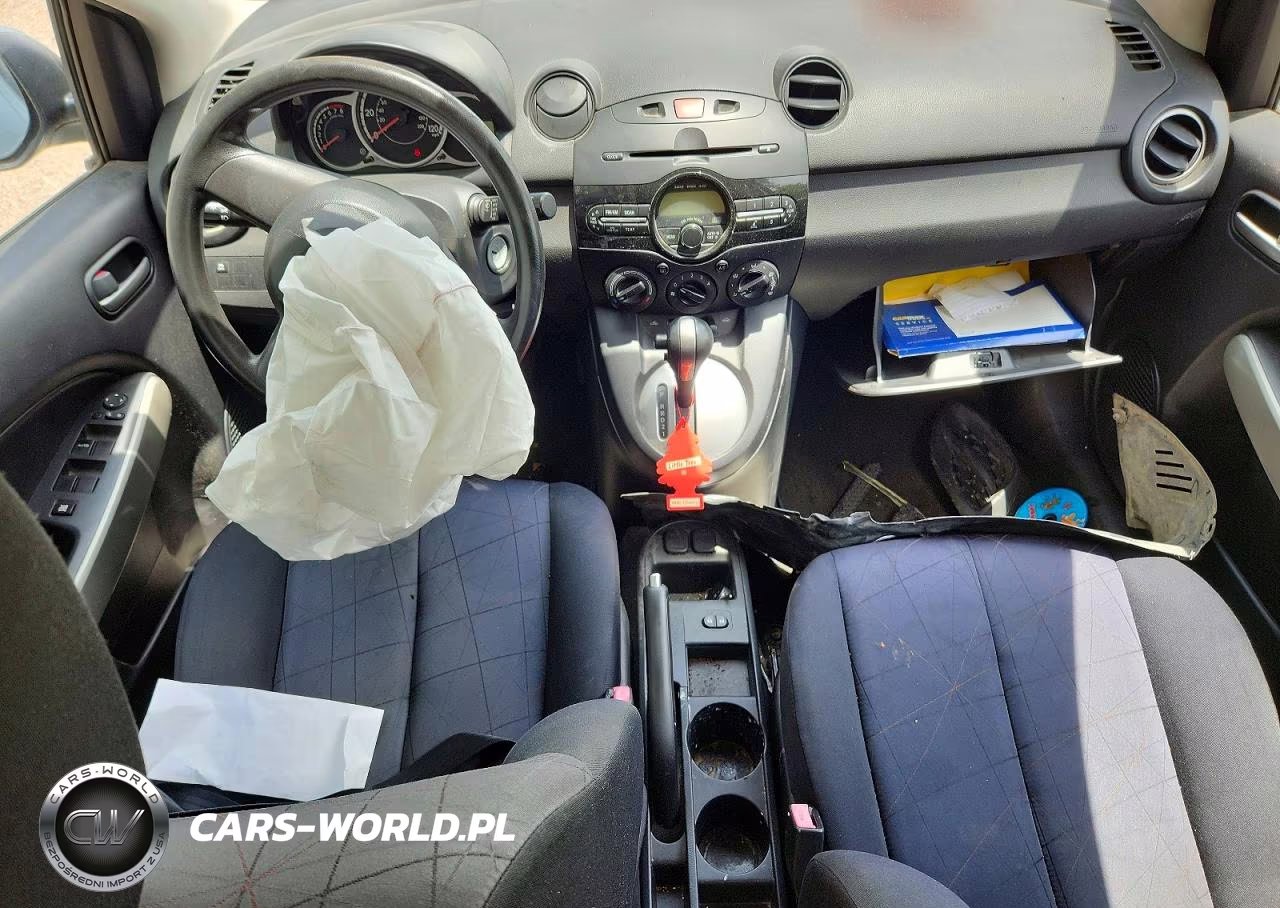 2013 Mazda Mazda2 VIN:JM1DE1KY3D0170581 - 8