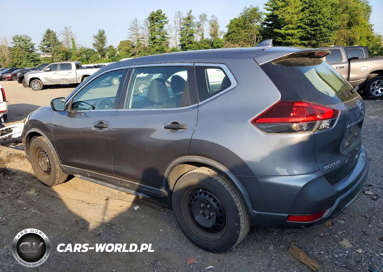 2018 Nissan Rogue S VIN:KNMAT2MT2JP582722 - 2