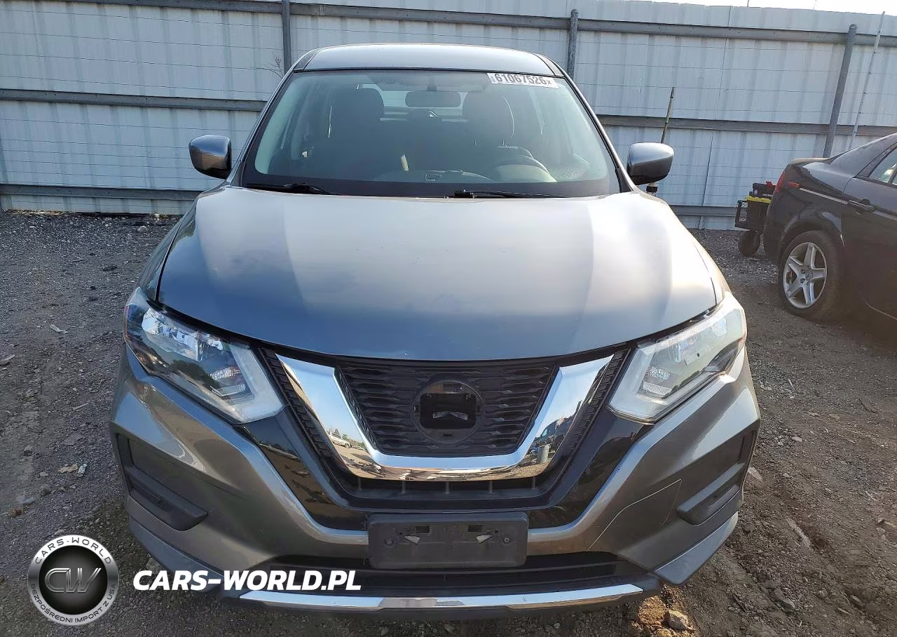 2018 Nissan Rogue S VIN:KNMAT2MT2JP582722 - 5