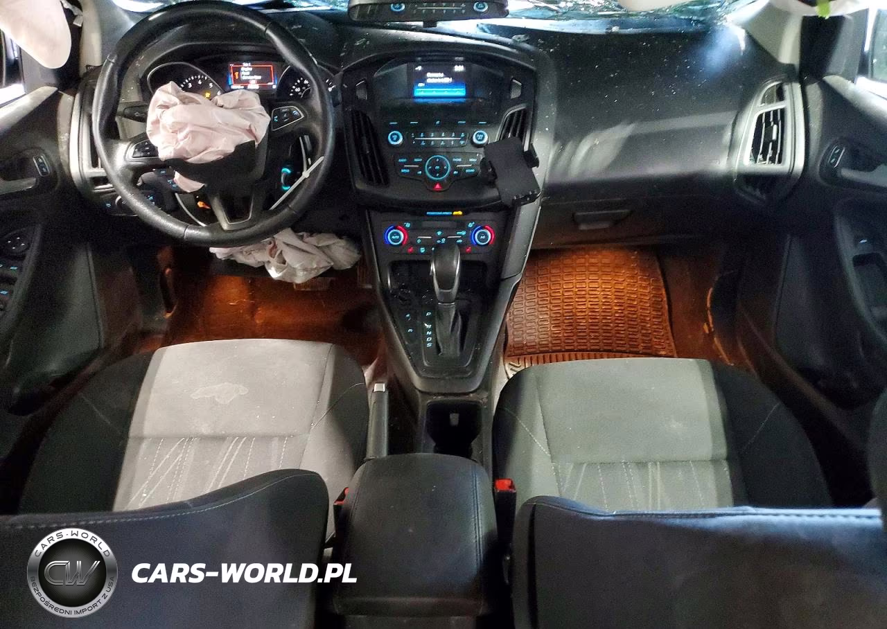 2018 Ford Focus Se VIN:1FADP3FE2JL239539 - 8
