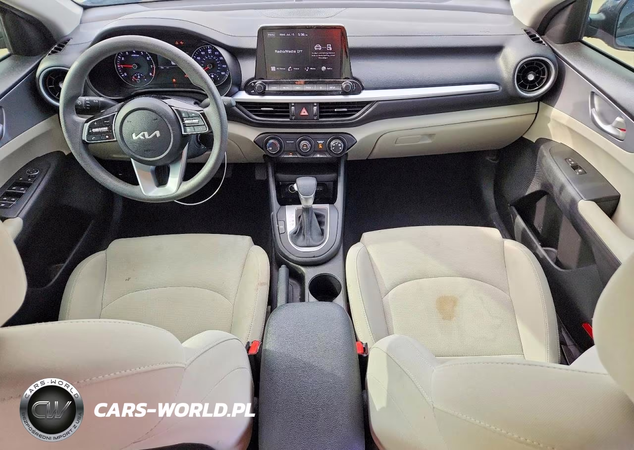 2022 Kia Forte Lxs VIN:3KPF24AD5NE481911 - 8