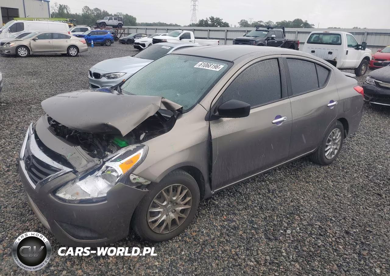 2015 Nissan Versa 1.6 Sv