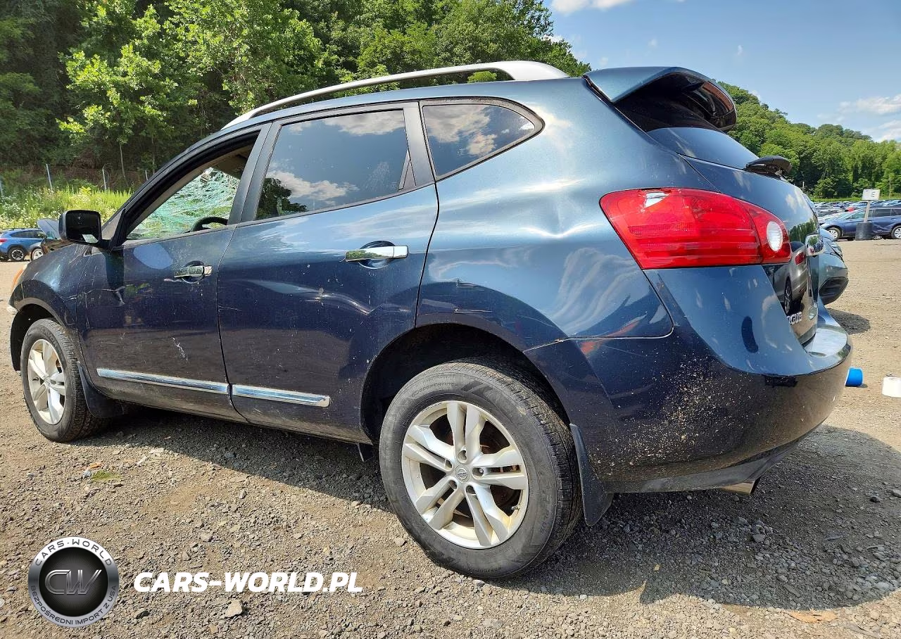 2013 Nissan Rogue S VIN:JN8AS5MVXDW658577 - 2