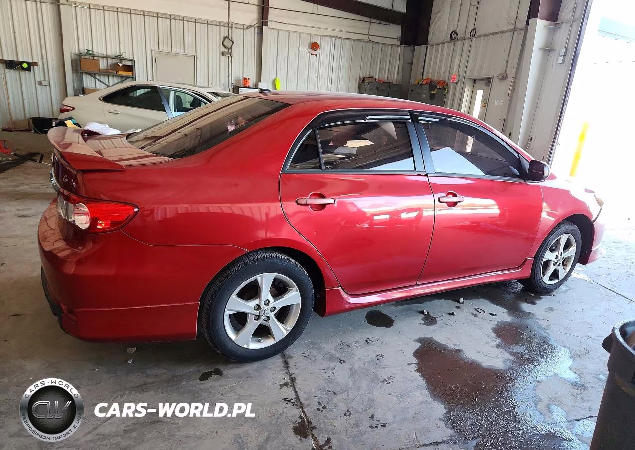 2011 Toyota Corolla S VIN:2T1BU4EE0BC665532 - 3