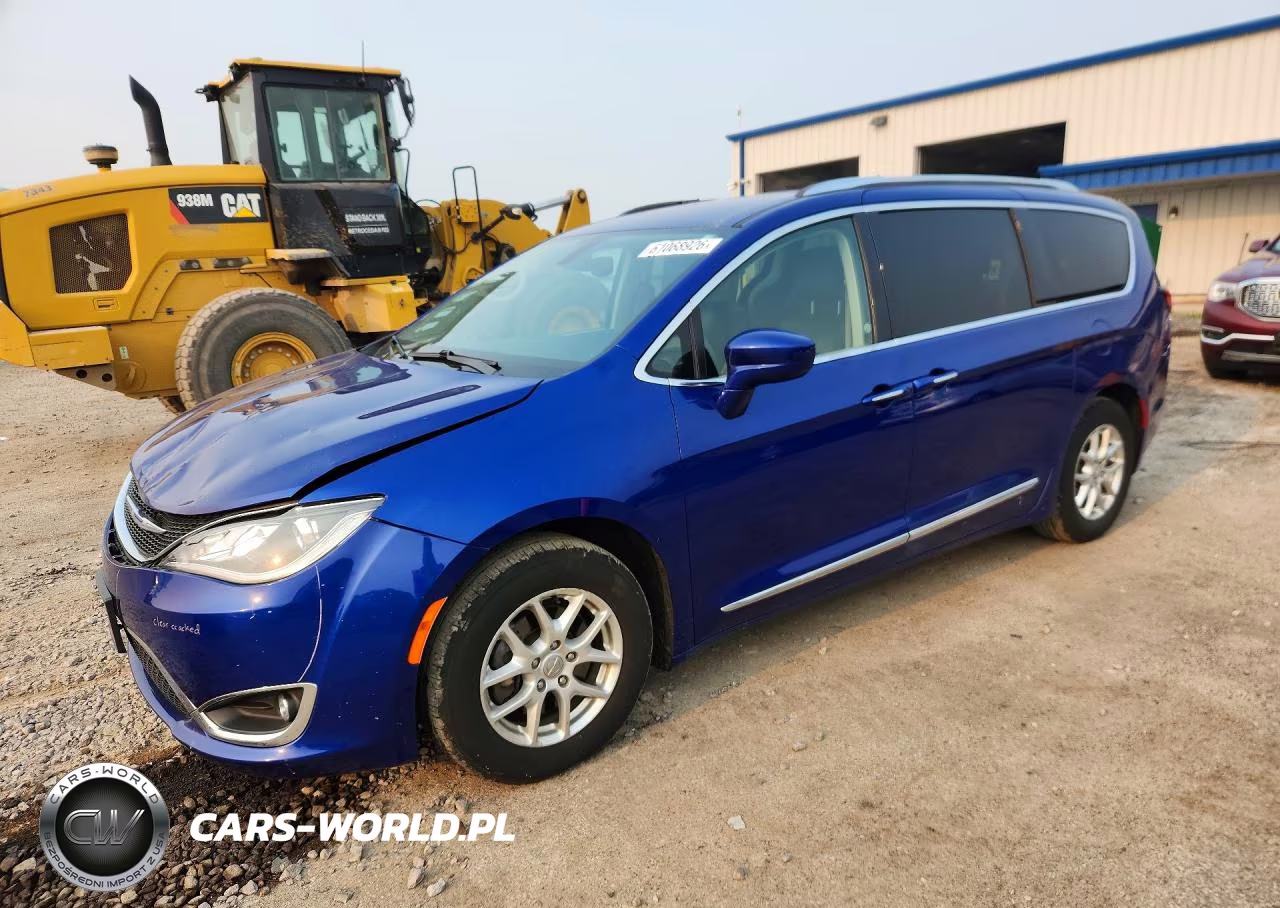 2020 Chrysler Pacifica Touring L