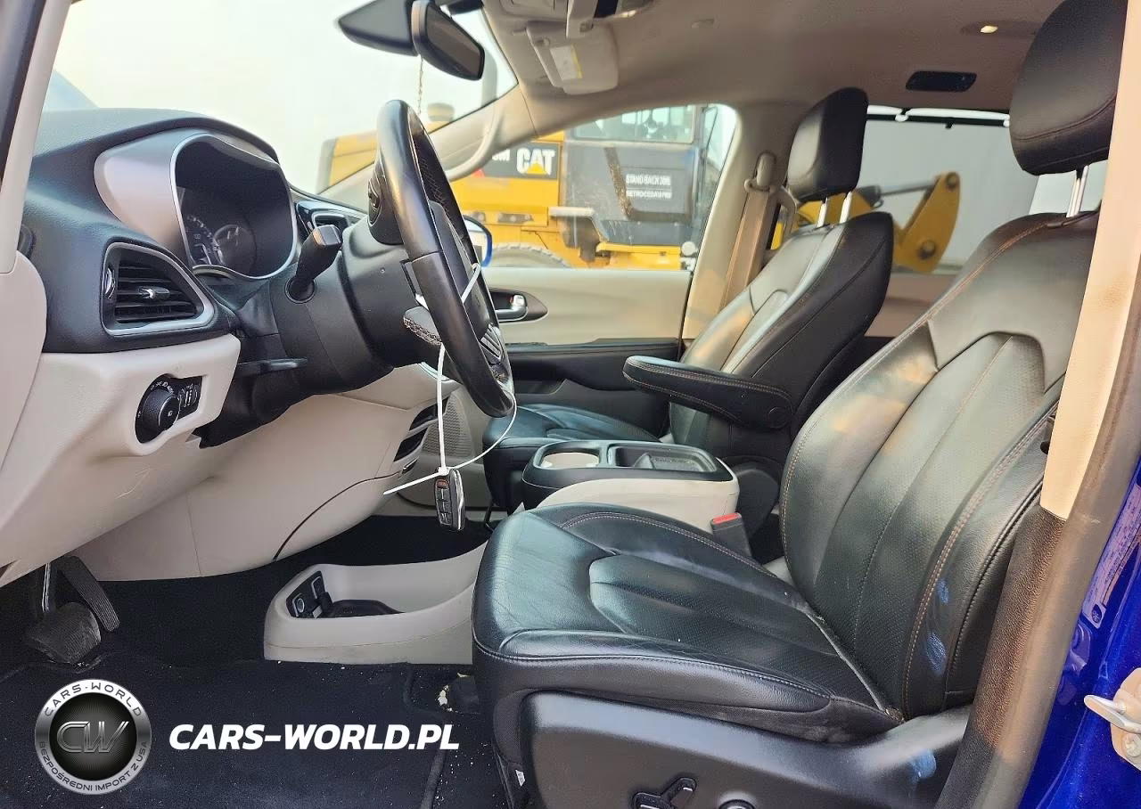 2020 Chrysler Pacifica Touring L VIN:2C4RC1BG6LR279303 - 7