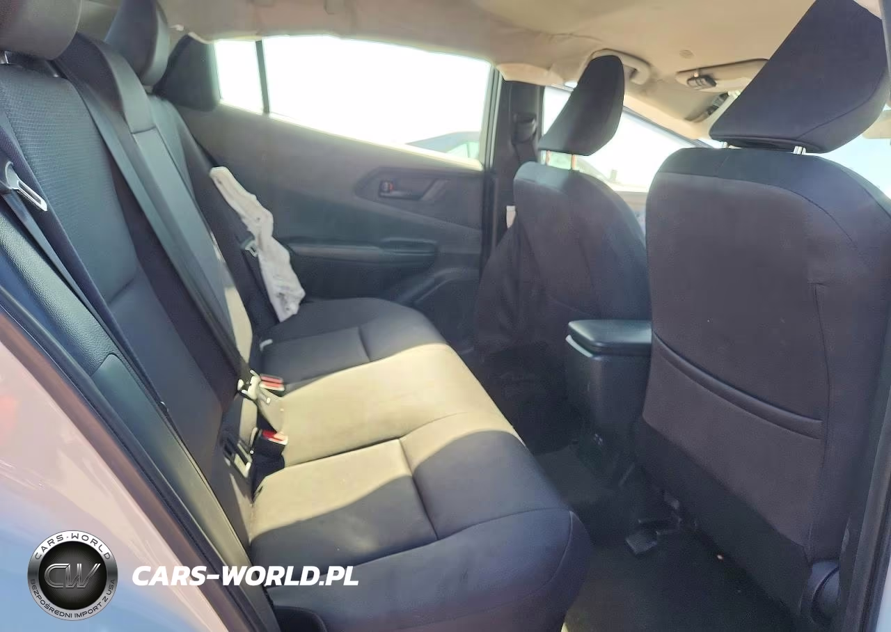 2024 Toyota Prius Le VIN:JTDACAAU5R3035888 - 10