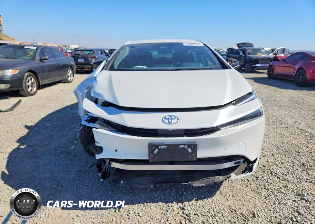 2024 Toyota Prius Le VIN:JTDACAAU5R3035888 - 5