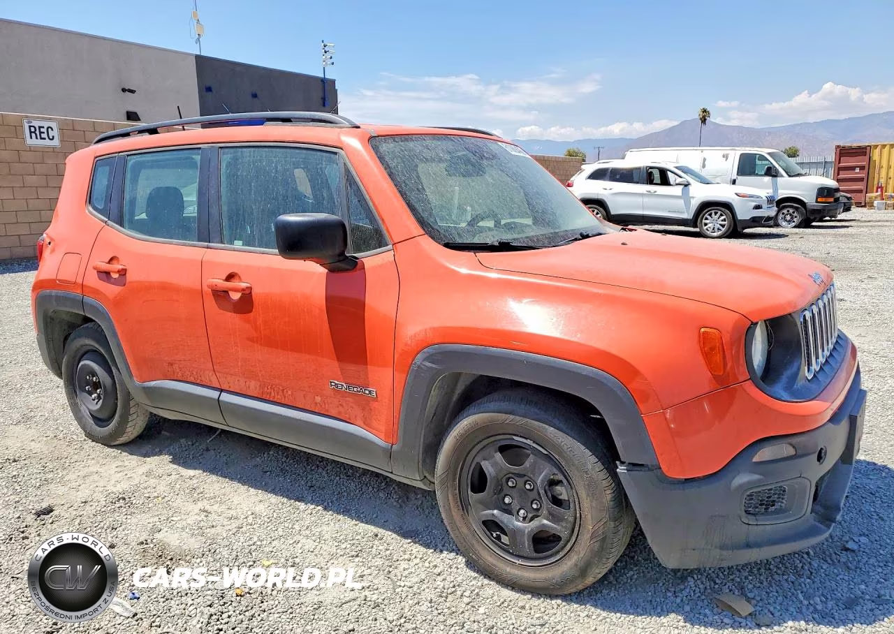 2017 Jeep Renegade Sport VIN:ZACCJAAB3HPE45774 - 4