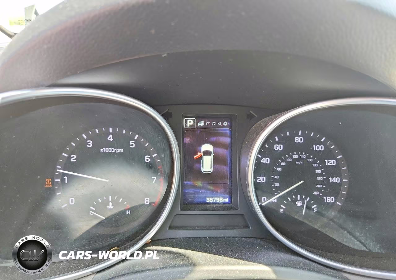2017 Hyundai Santa Fe Limited Ultimate VIN:KM8SRDHF5HU250462 - 9