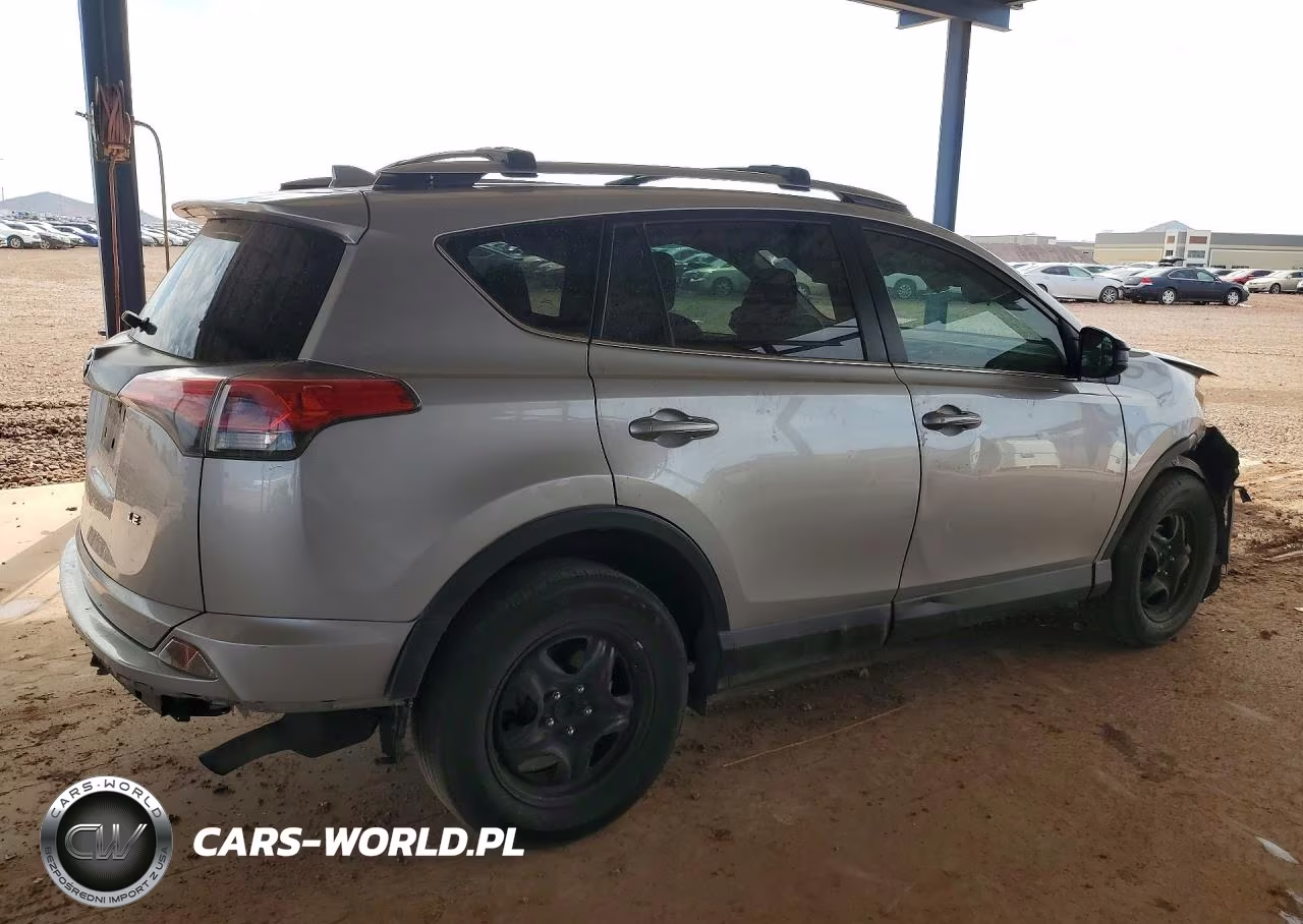 2017 Toyota Rav4 Le VIN:2T3ZFREV7HW385398 - 3
