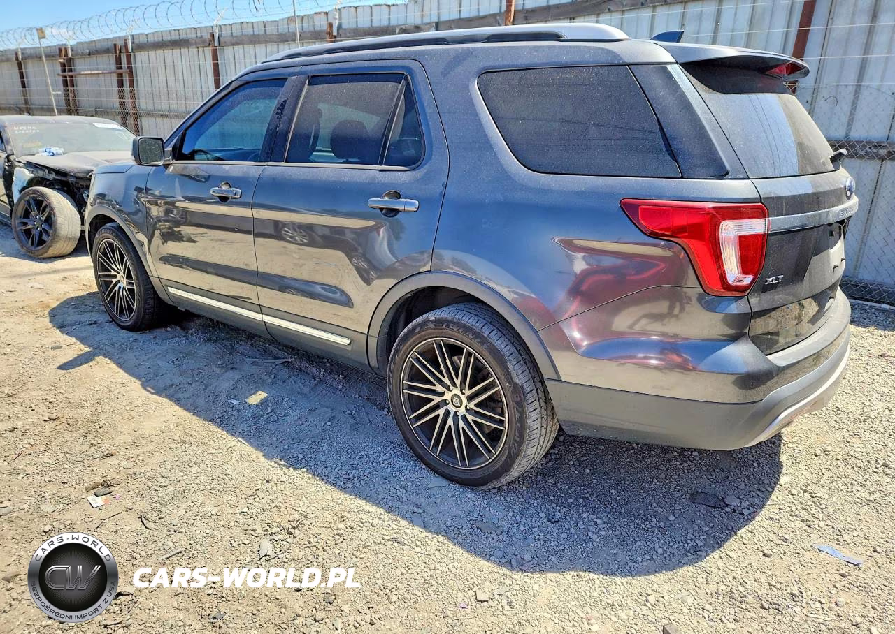 2017 Ford Explorer Xlt VIN:1FM5K7DH7HGB63834 - 2