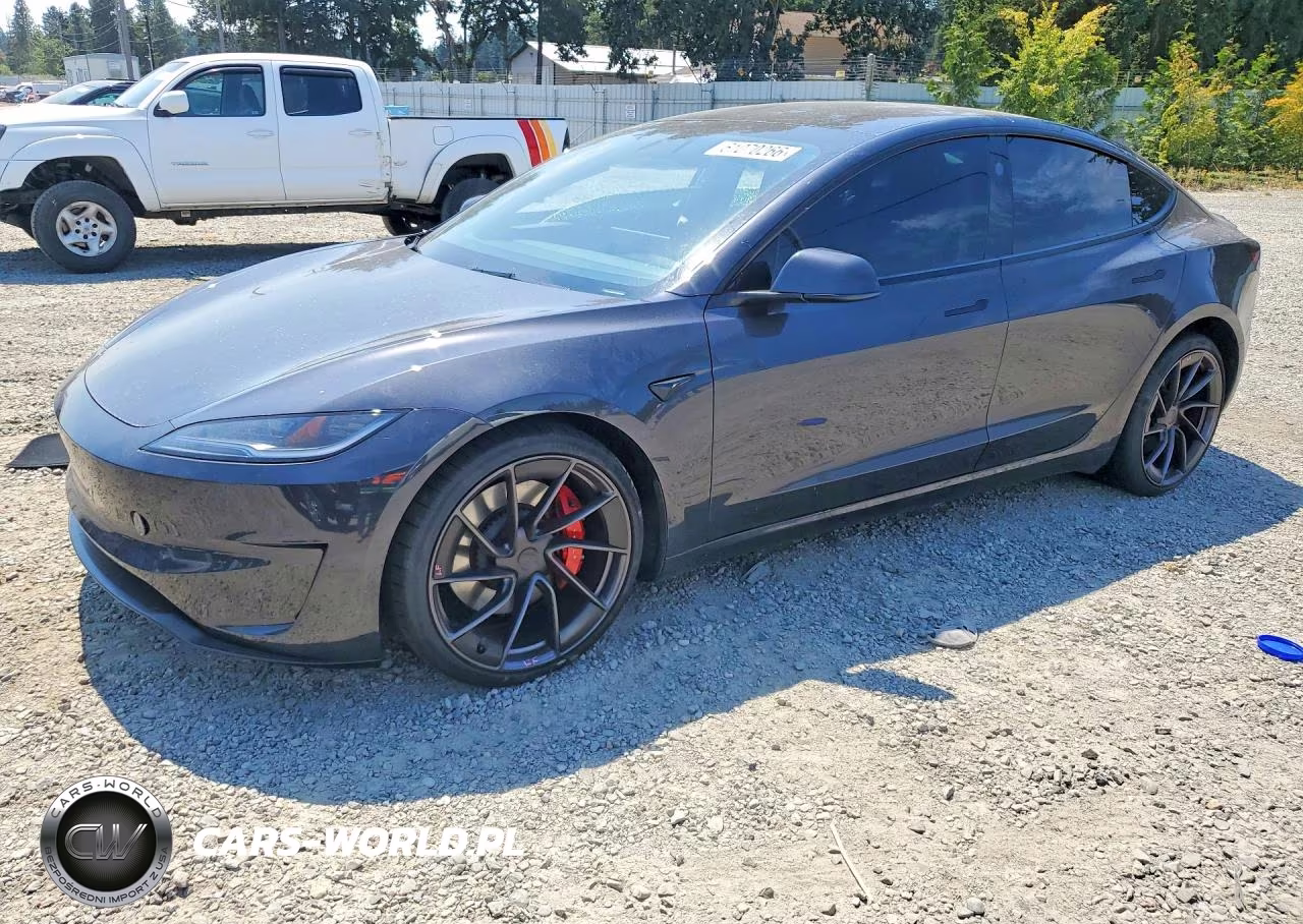 2024 Tesla Model 3 – zdjęcie 1 z 12