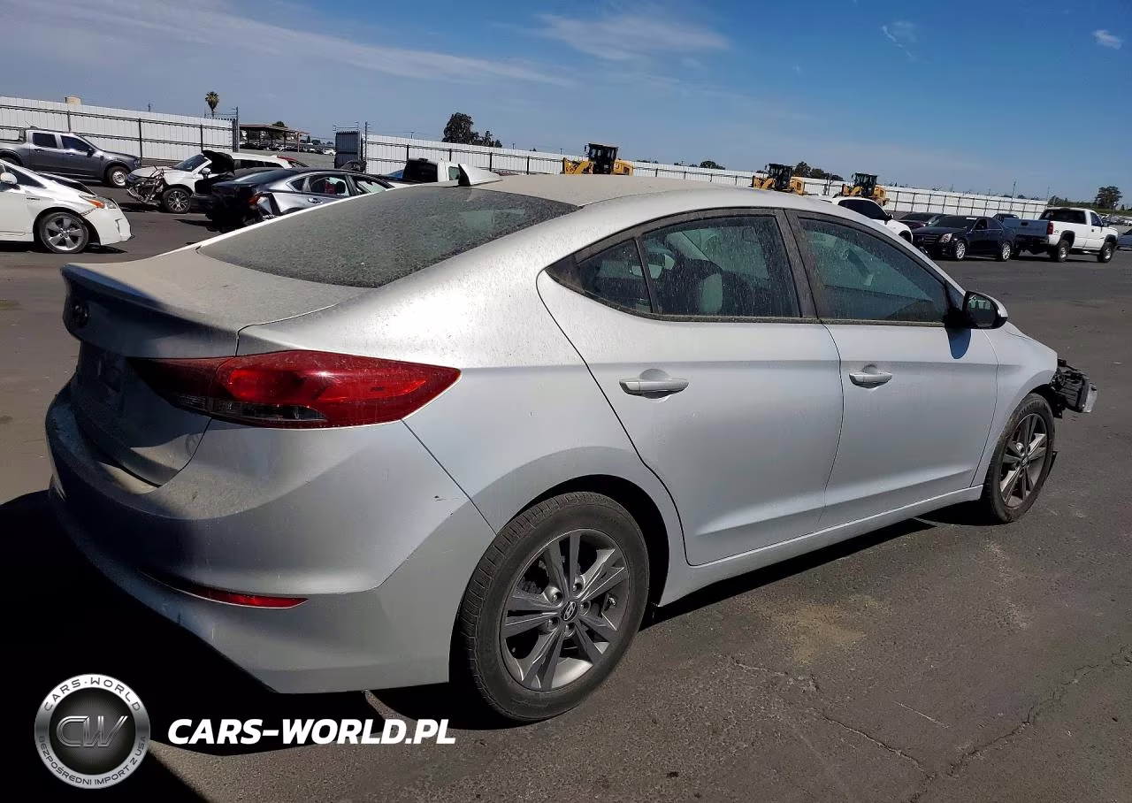 2017 Hyundai Elantra Se VIN:5NPD84LF8HH089946 - 3