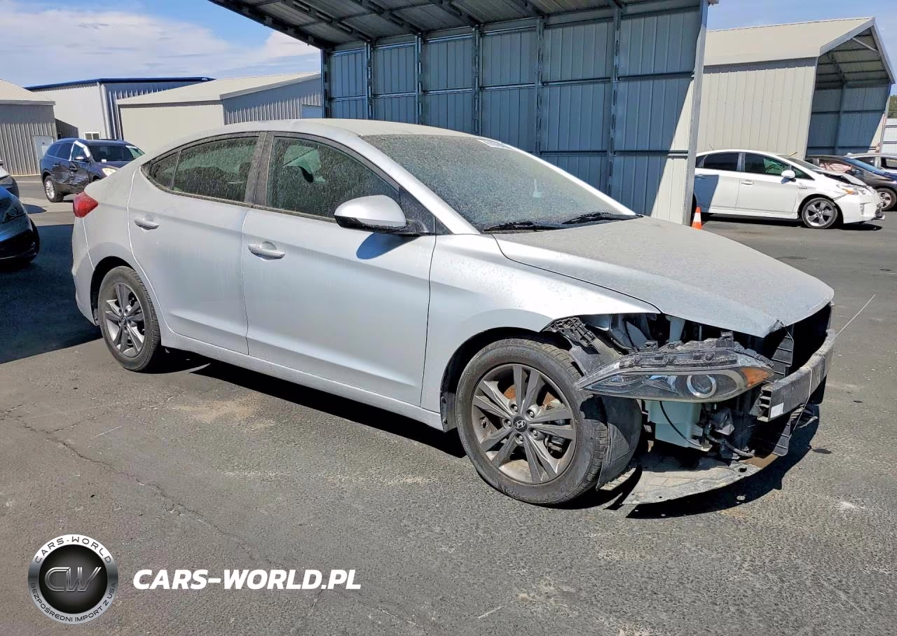 2017 Hyundai Elantra Se VIN:5NPD84LF8HH089946 - 4