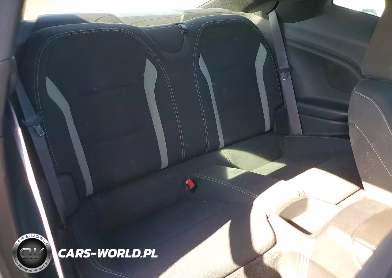 2016 Chevrolet Camaro Lt VIN:1G1FB1RS8G0180443 - 10