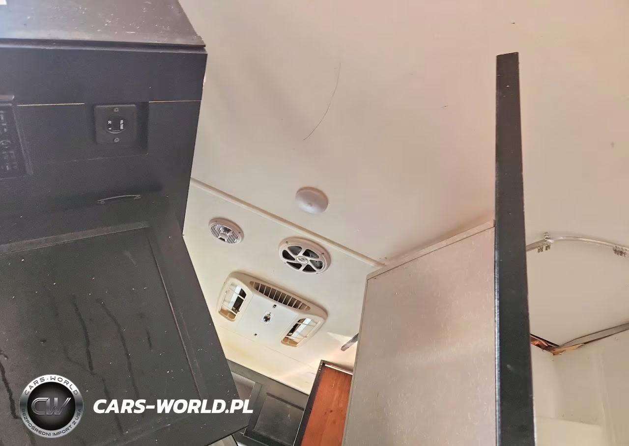 2022 Forest River Cherokee Camper VIN:5ZT2CKEC7NY018520 - 5