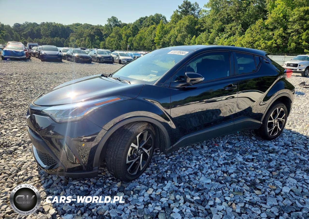 2022 Toyota C-Hr Xle – zdjęcie 1 z 13