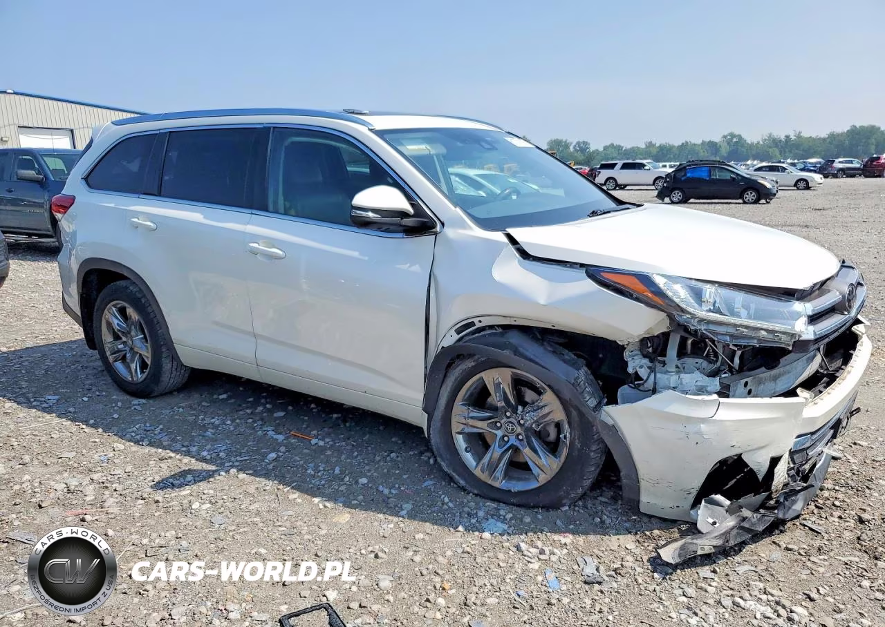 2017 Toyota Highlander Limited Platinum VIN:5TDDZRFHXHS467430 - 4
