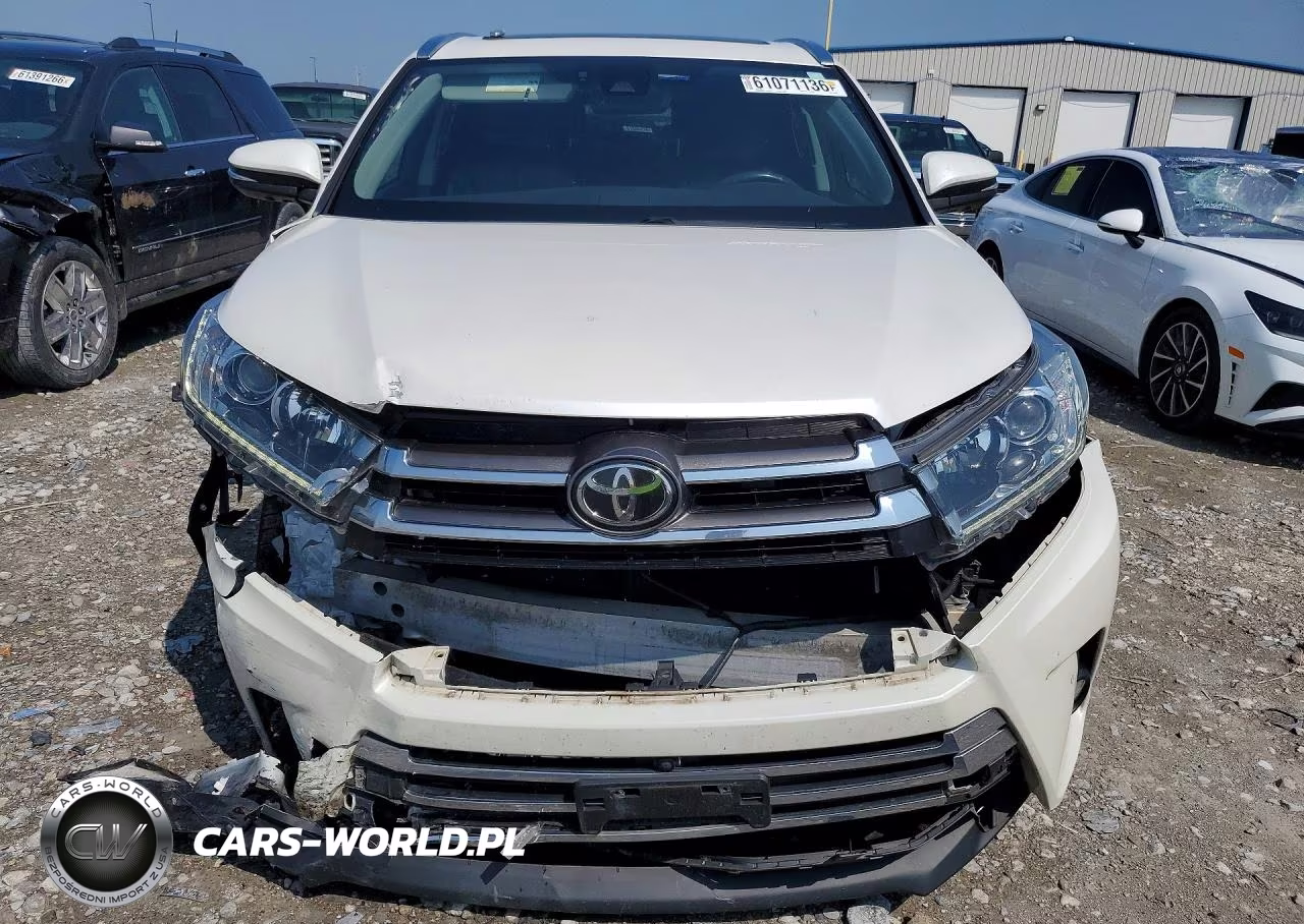 2017 Toyota Highlander Limited Platinum VIN:5TDDZRFHXHS467430 - 5