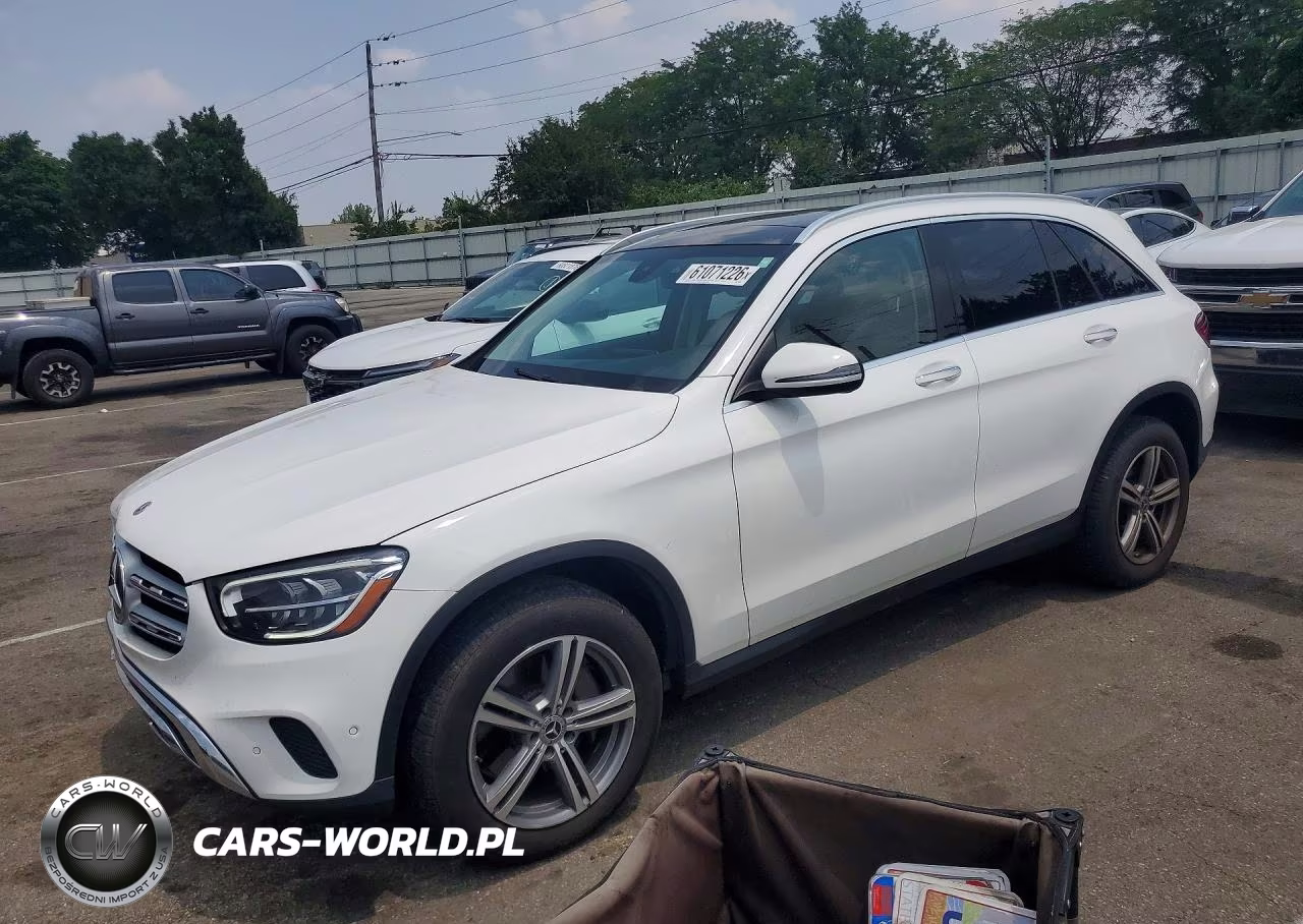 2021 Mercedes-Benz Glc 300 4Matic – zdjęcie 1 z 13
