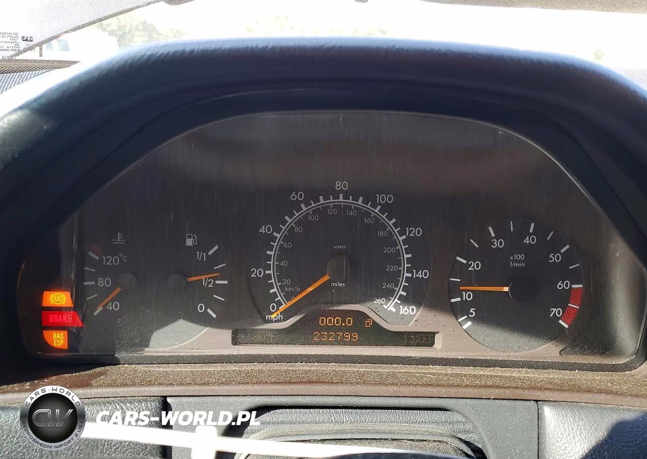 1999 Mercedes-Benz E 430 VIN:WDBJF70H2XA890294 - 9
