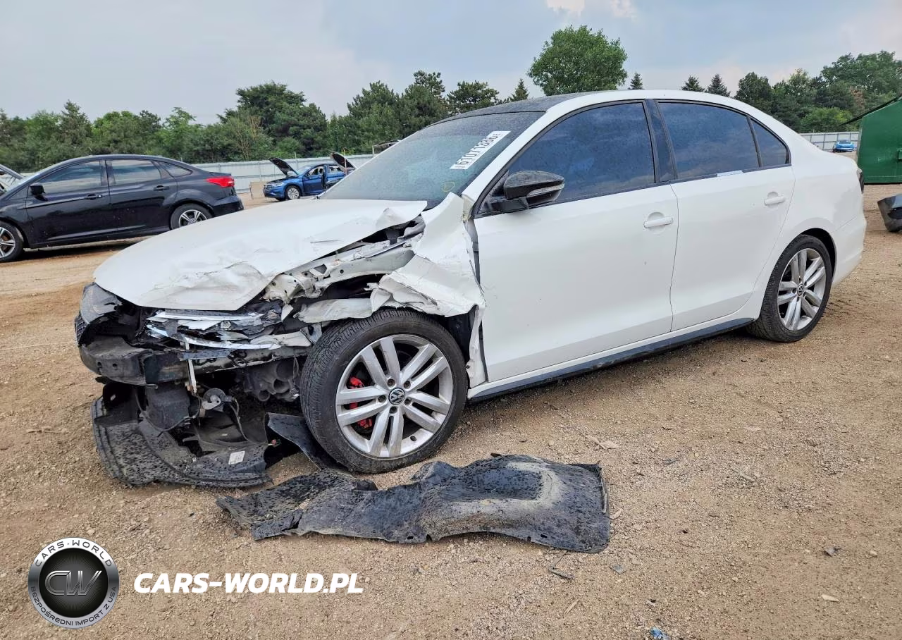 2013 Volkswagen Jetta Gli VIN:3VW567AJ2DM262686 - 1