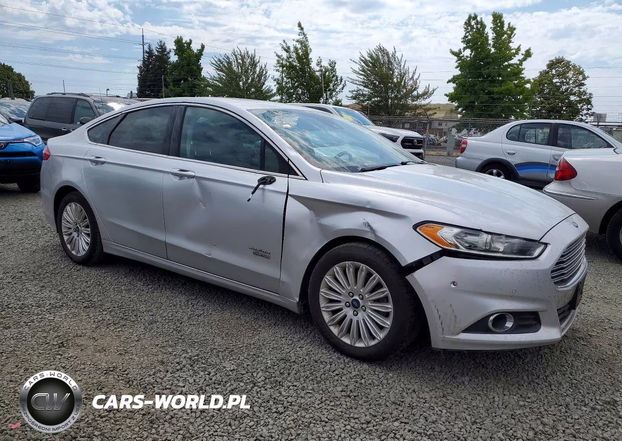 2013 Ford Fusion Se Phev VIN:3FA6P0PU7DR297441 - 4