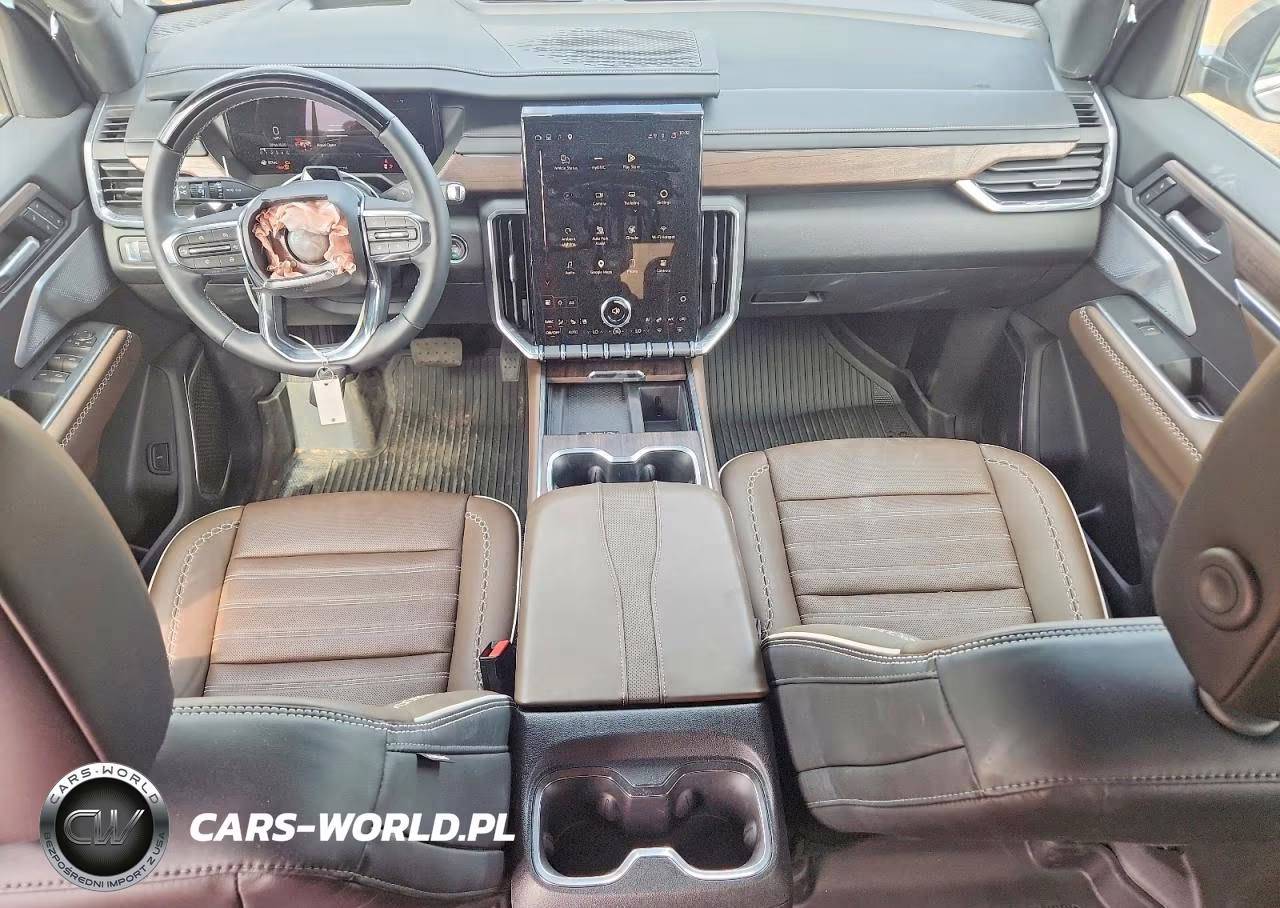 2026 GMC Acadia Denali Ultimate VIN:1GKENSKS3TJ261921 - 8