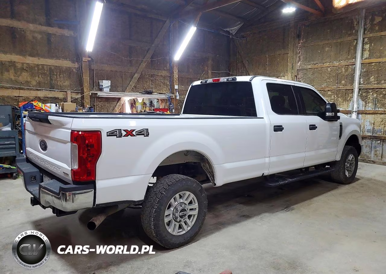 2019 Ford F350 Super Duty VIN:1FT7W3B67KEF22565 - 3