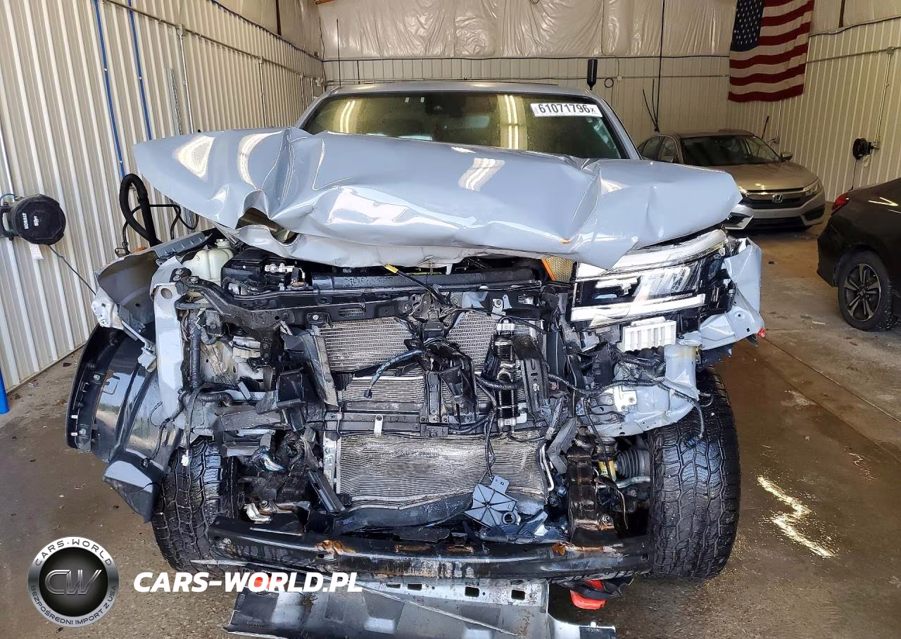 2024 Nissan Frontier Pro-4X VIN:1N6ED1EK9RN656124 - 5