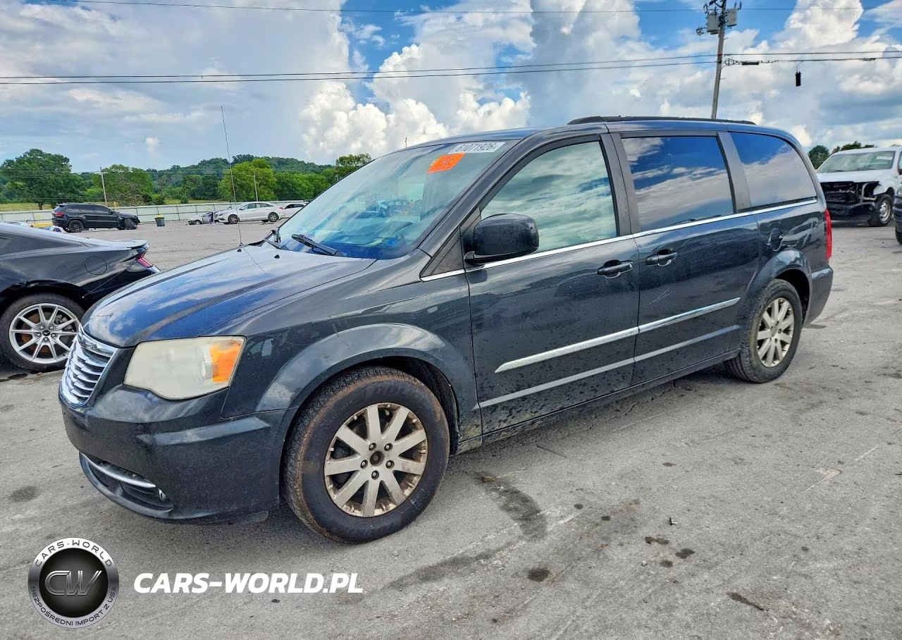 2011 Chrysler Town & Country Touring L