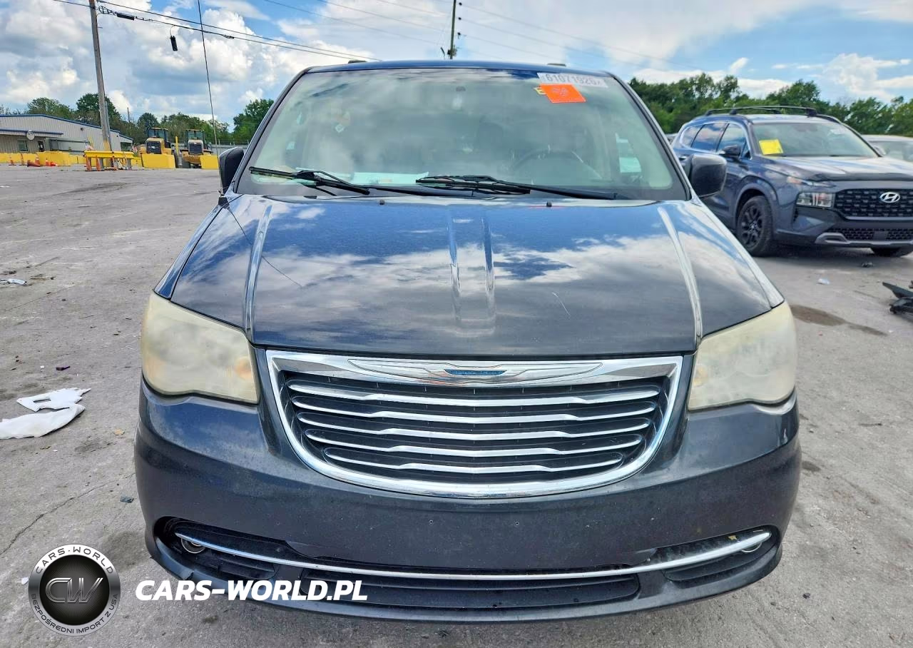 2011 Chrysler Town & Country Touring L VIN:2A4RR8DG0BR676230 - 5