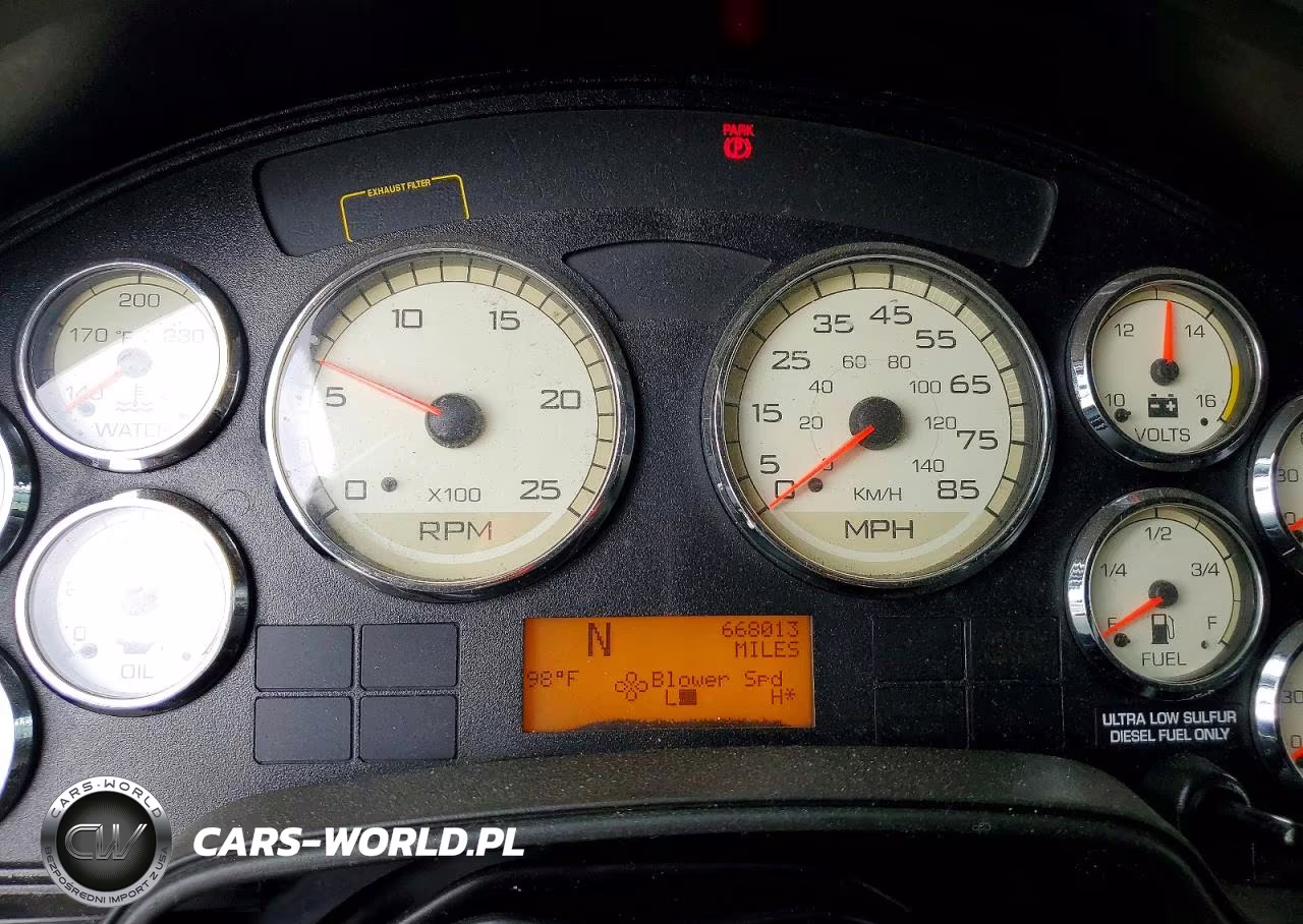 2016 International Prostar - Semi Truck VIN:3HSDJSNRXGN748698 - 9