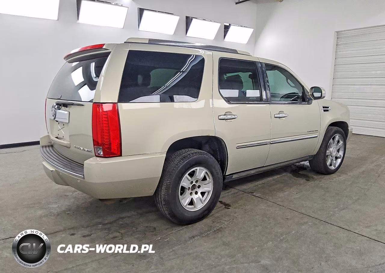 2011 Cadillac Escalade Premium VIN:1GYS4CEF2BR148588 - 3