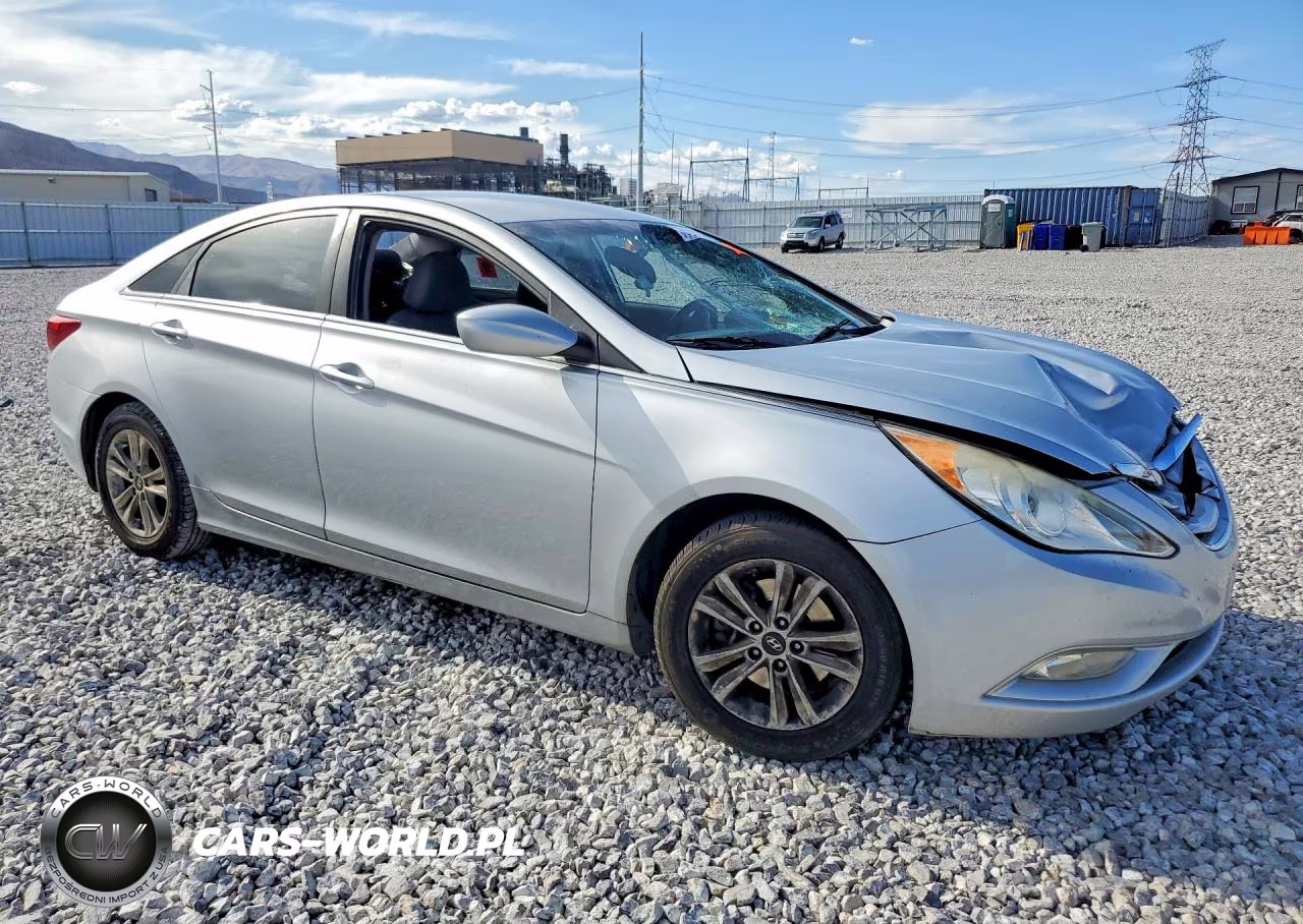 2013 Hyundai Sonata Gls VIN:5NPEB4AC6DH613362 - 4