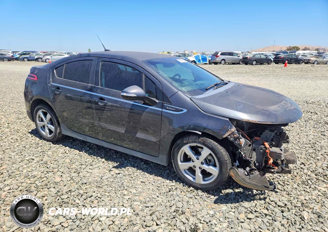 2014 Chevrolet Volt VIN:1G1RE6E41EU166303 - 4