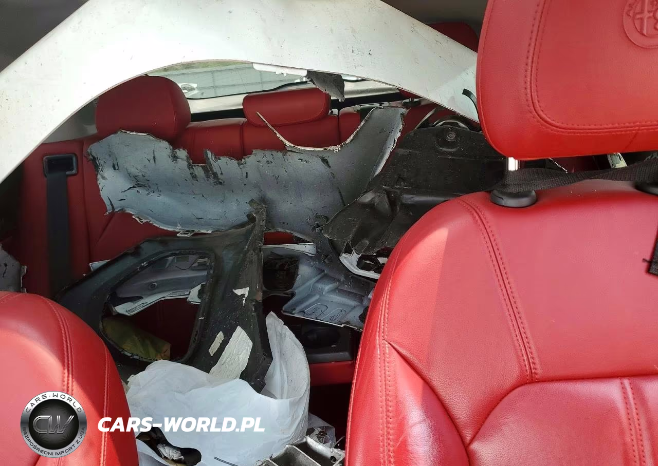 2019 Alfa Romeo Stelvio VIN:ZASPAKAN8K7C70175 - 10