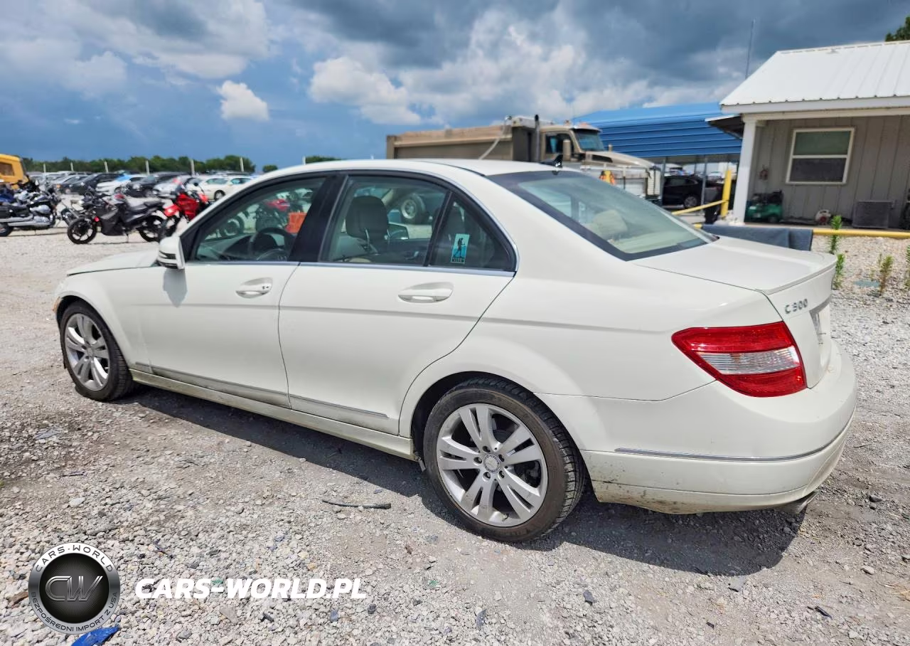 2011 Mercedes-Benz C 300 VIN:WDDGF5EB1BR167492 - 2