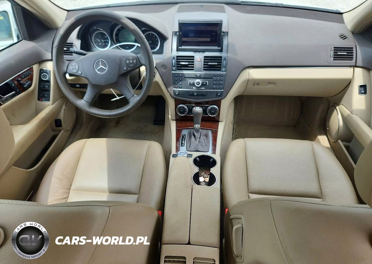2011 Mercedes-Benz C 300 VIN:WDDGF5EB1BR167492 - 8