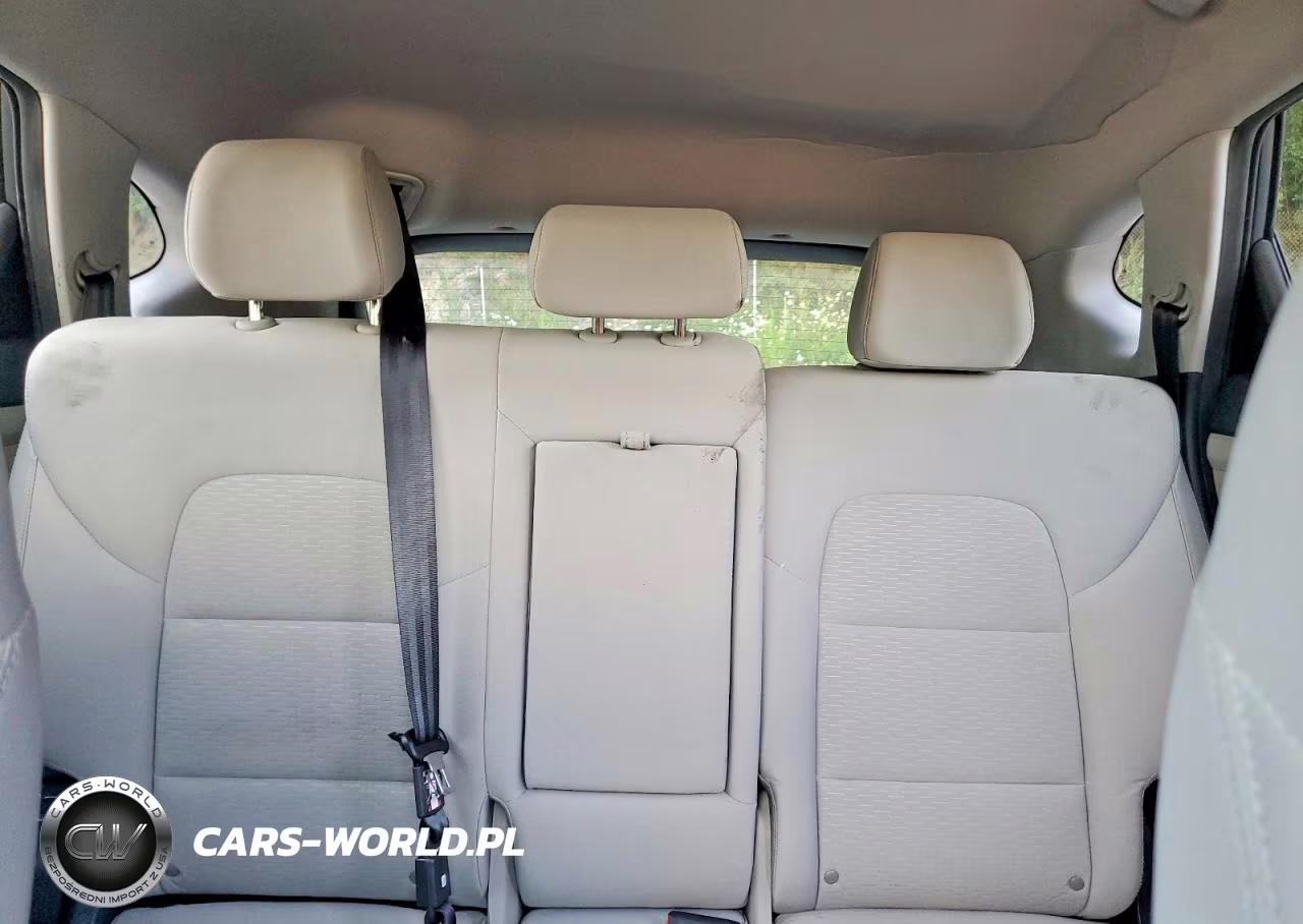 2019 Hyundai Tucson Se VIN:KM8J2CA47KU015619 - 10