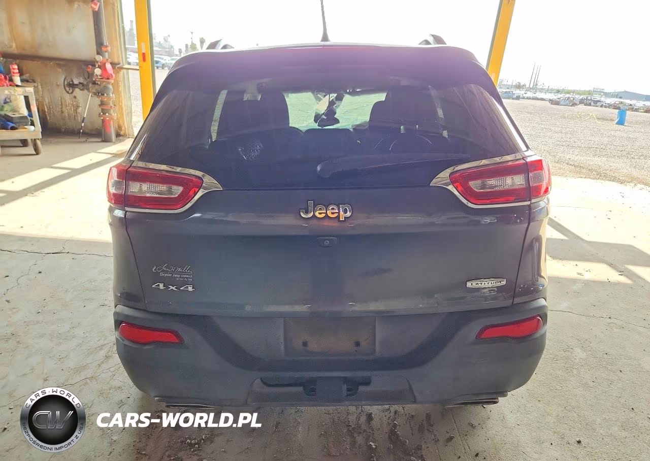 2015 Jeep Cherokee Latitude VIN:1C4PJMCS9FW619928 - 6