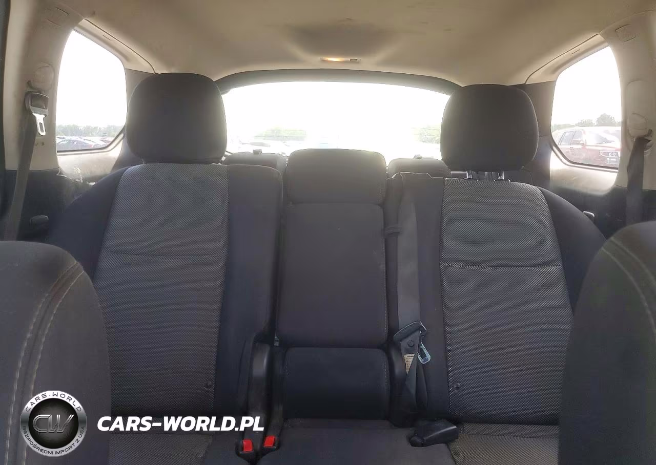 2019 Nissan Pathfinder S VIN:5N1DR2MN2KC630768 - 10